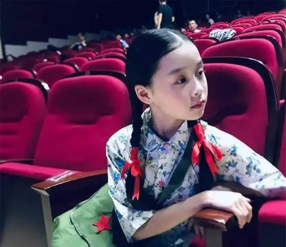 米桃扮演者(米桃扮演者个人资料)