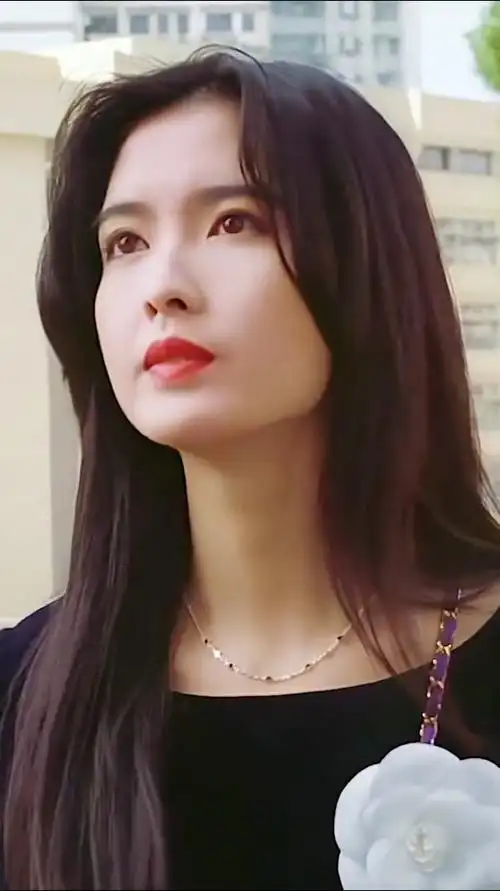 集万千宠爱于一身,一代人心中的不老女神——周慧敏