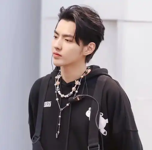 galliano锁骨亦凡吴亦凡颈链调节landor可调项链珍珠项链