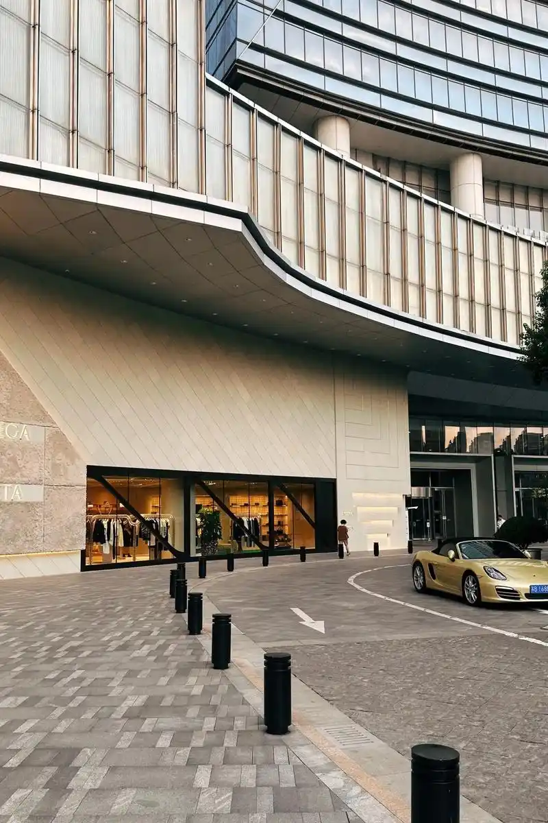 无锡第一重奢商场"恒隆广场"这个九月,恰逢无锡恒隆广场开业1 - 抖音