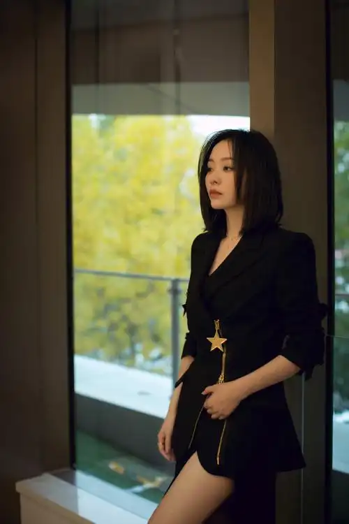 张靓颖超话"没有形成文字的理由,但公益跟唱歌一样,是爱好"跟"益公司"