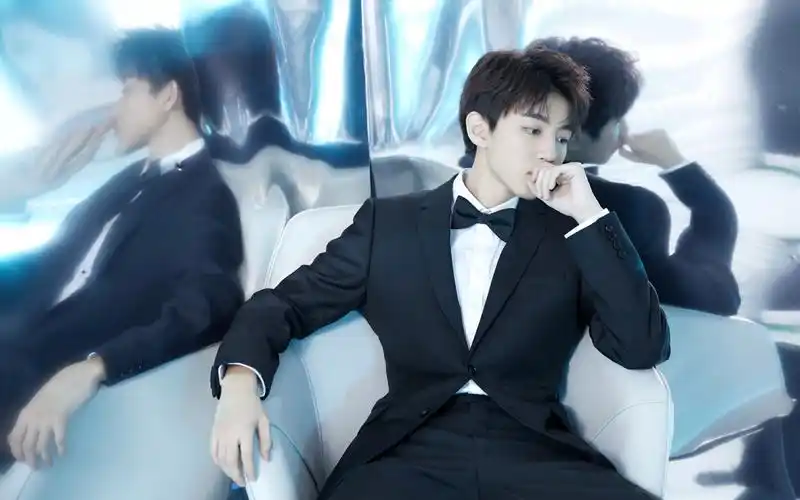 王俊凯无边界演唱会混剪"六重人格"