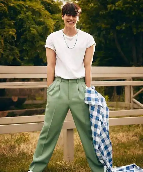 31岁金宇彬少年感大爆发!