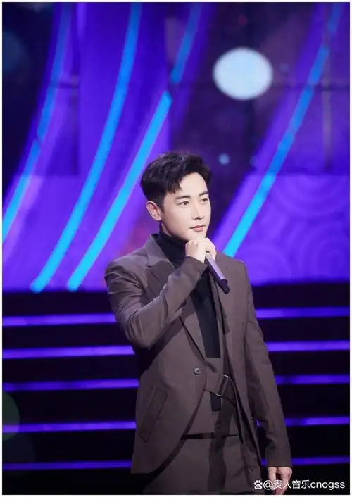 罗晋是中国内地影视男演员,1981年出生于江西,毕业于北京电影学院