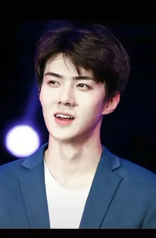 关于伱的笑 - 吴世勋你真好看 - 图虫