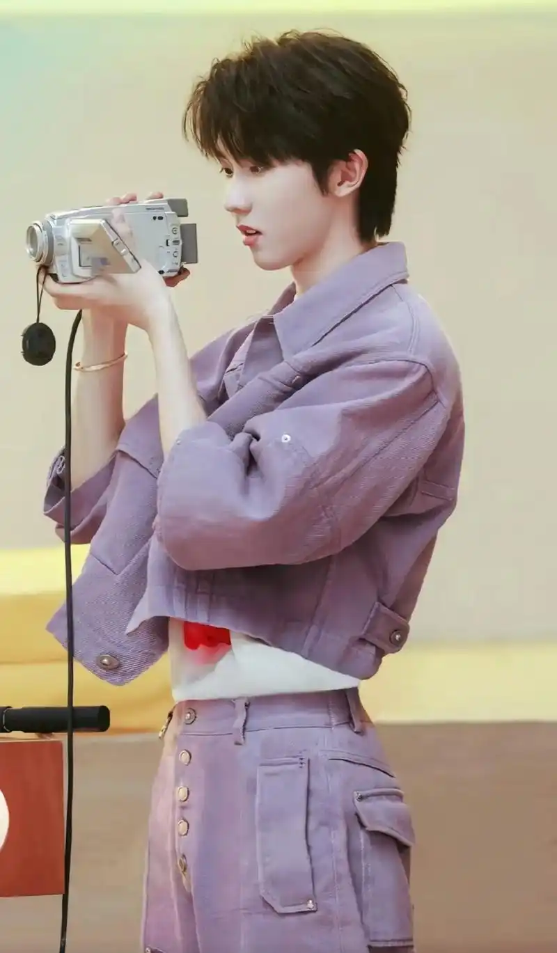 马嘉祺高清美图 温柔男孩. - 抖音