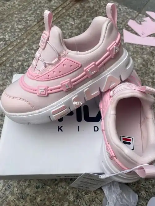 斐乐童鞋_童鞋_斐乐怎么样_母婴_婴童时尚