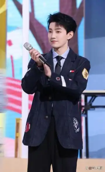 范世琦《你好星期六》泼水惊喜,何炅冯禧大呼过瘾