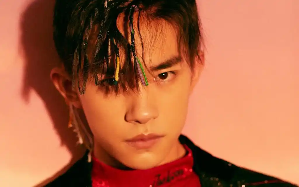 帅哥易烊千玺,高清图片,电脑桌面-壁纸族