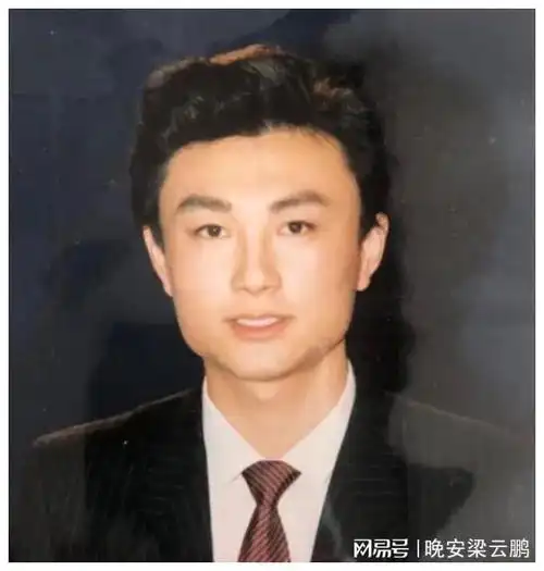 央视主播王宁,幸福生活也有泪,把老婆当女儿宠,对女儿心中有愧|刘纯燕