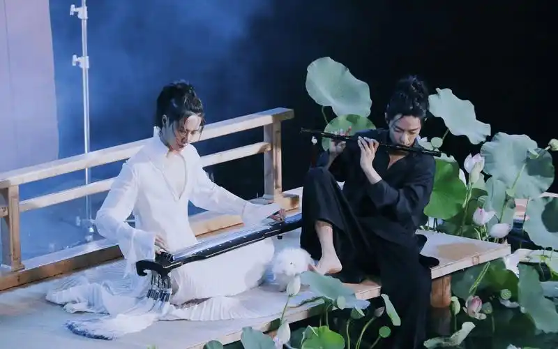 时尚芭莎博君一肖视频篇上