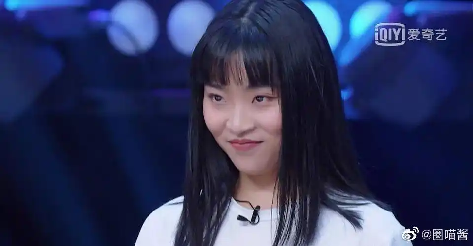 《青春有你2》"中国女孩"陈珏这是胖了20斤吗和开播第一期比胖若两人