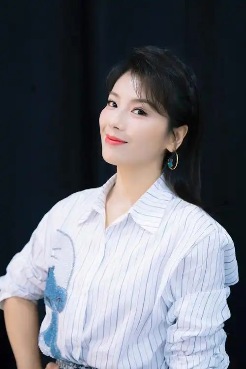 刘涛格纹衫优雅写真图片25