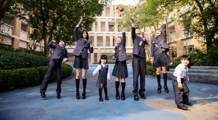 伊顿纪德深化校服审美浸润功能践行发展新质生产力