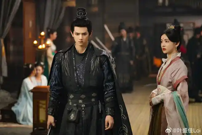 叶盛佳 执笔是我的救赎