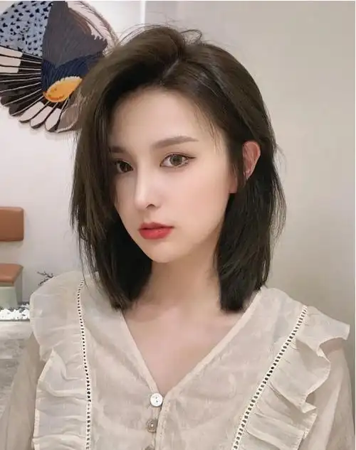 选发型难吗?蓬松立体时尚瘦脸就够了,就像这18款
