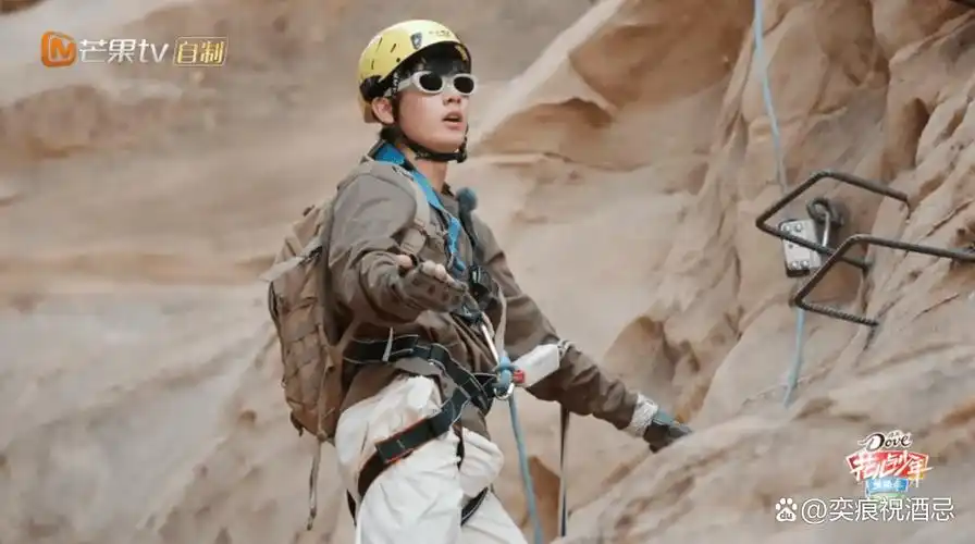 胡先煦弟弟吊威压被勒,他真的长大了!笑死,这还是那个小屁孩吗?