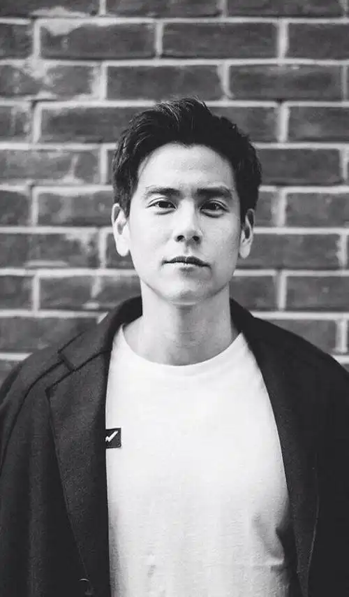 彭于晏:考所有证件,因为父亲害怕辜负女孩