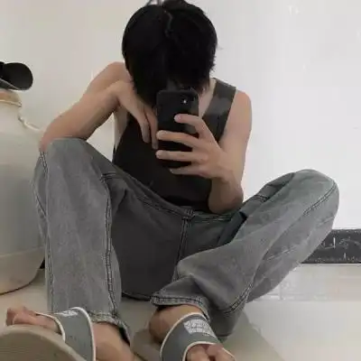 高清真实帅气看起来不像网图的男头,男生头像图片