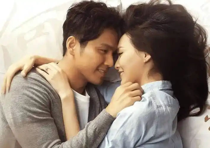 唐嫣取代戚薇的热剧,吴倩靠马尾辫惊艳至今,钟汉良称吻戏扛把子_赵默