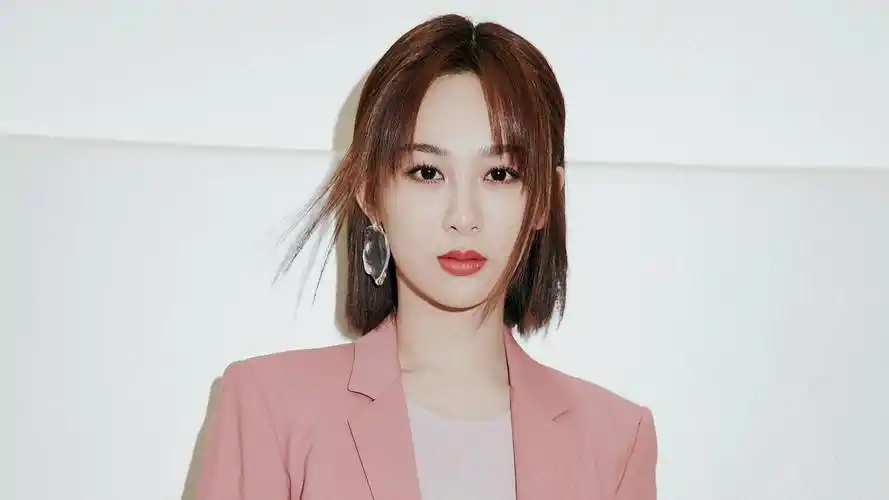 原创娱乐大爆料王一博杨紫张若昀李雪琴李汶翰蓝盈莹