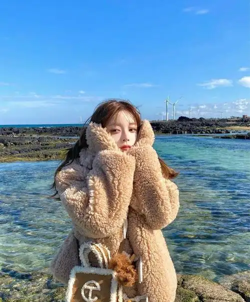 有哪些好看的姜泰莉壁纸推荐? - 知乎