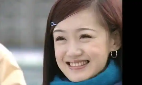 薛佳凝曾因出演《粉红女郎》中"哈妹"被观众熟知,日前41岁的她被爆有