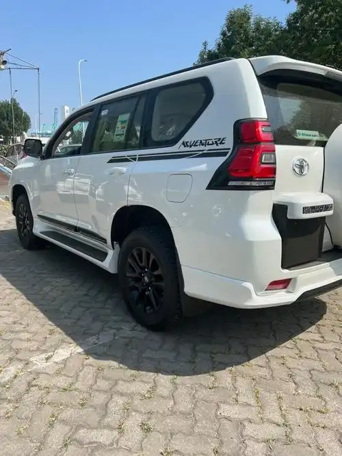 2022款霸道4000vxr迪拜版国六现车到港_凤凰网汽车_凤凰网