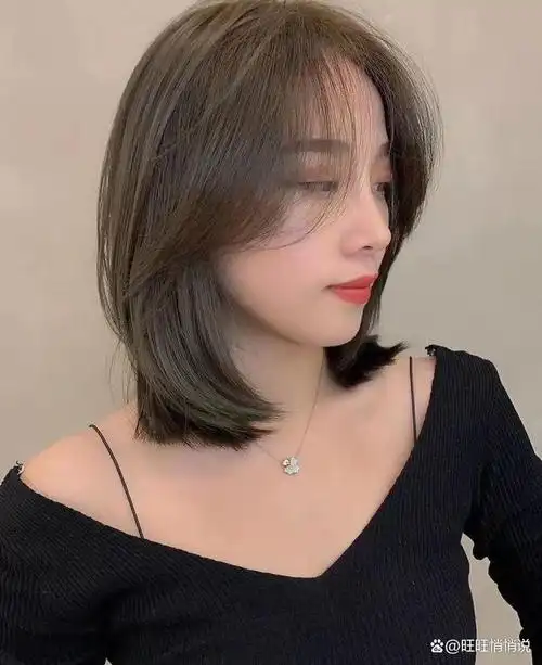 三十五岁以上的女性到底留什么样的发型最适合?