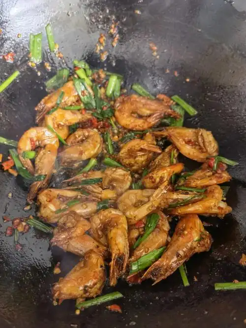 好吃不胖高蛋白的蒜香大虾做法来了