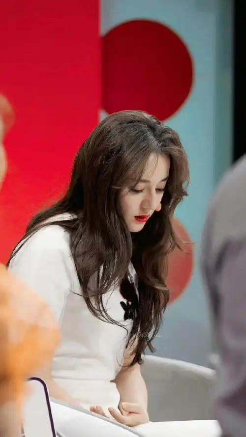 迪丽热巴未修原档生图##迪丽热巴