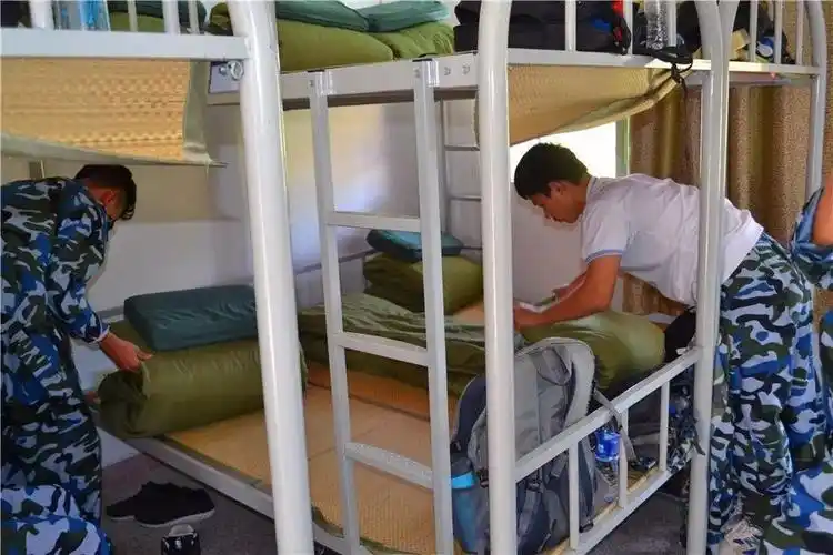 那抹绿色的记忆——惠阳高级中学实验学校(第一批)2017年高一新生国防