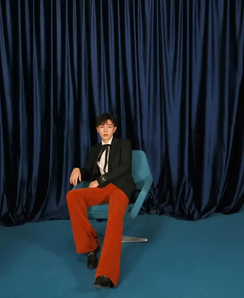 [邓伦][新闻]210623 邓伦gucci时尚大片公开 优雅贵气的复古绅士氛围