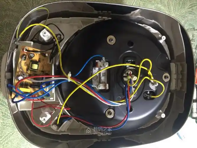苏泊尔cfxb40fc82675电饭煲维修