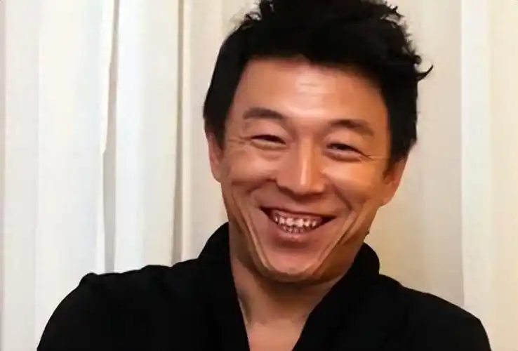 回顾光环之外的黄渤是个怎样的人