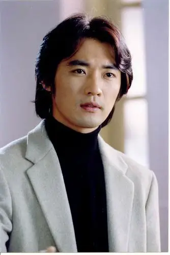 【2013.02.06】【明星】安在旭度假突发疾病 5小时手术脱离危险