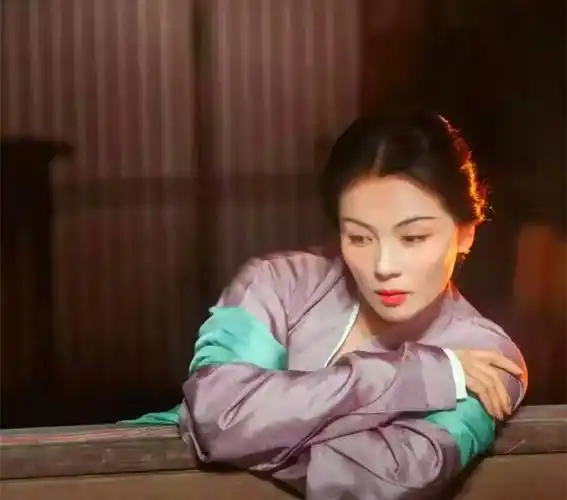 从"万人捧"到"万人嫌",声誉一落千丈的5位女星,哪个最