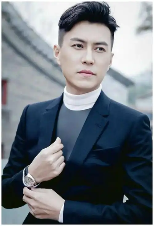 靳东个人资料 简介(靳东个人资料身高体重)