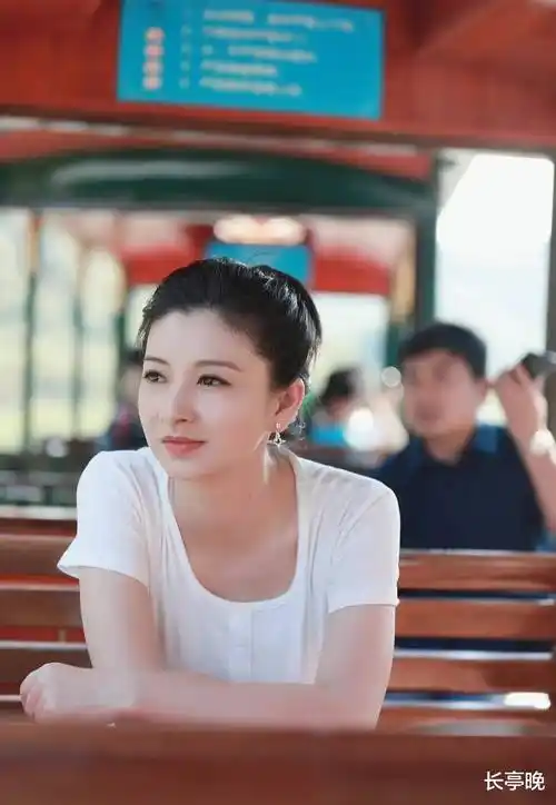 演员斓曦,吃饭路上捡来一个老公,低调幸福十年_程翔_小时候_孙俪