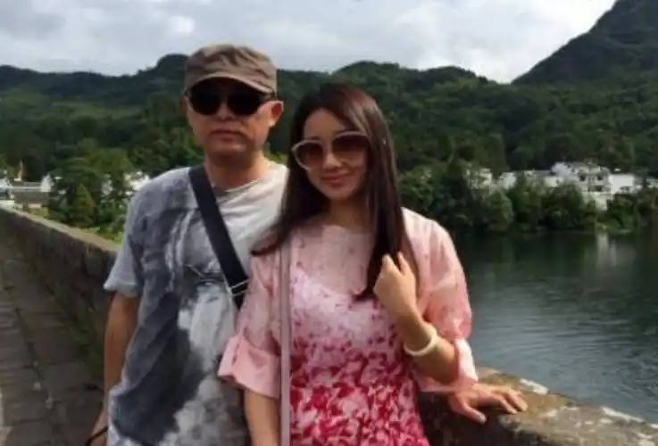 孟非坦言从工人逆袭成卫视一哥只因娶了一个平凡的妻子