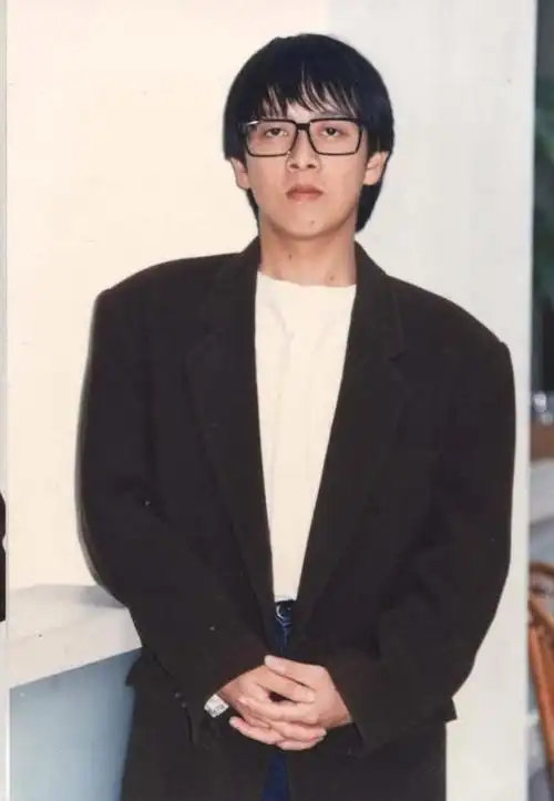 31岁车祸身亡的张雨生,你以为只是醉驾,飙车,其实并没那么简单