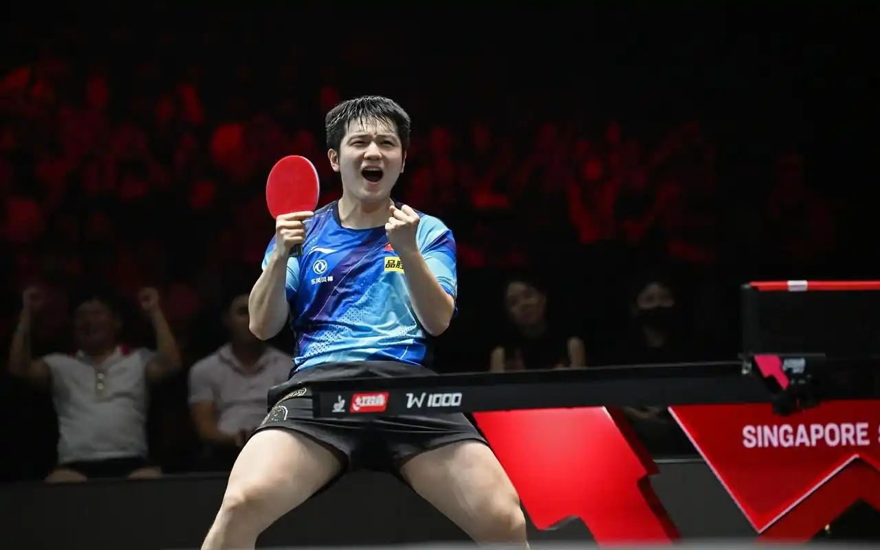 樊振东庆祝男单夺冠.  图/新华社