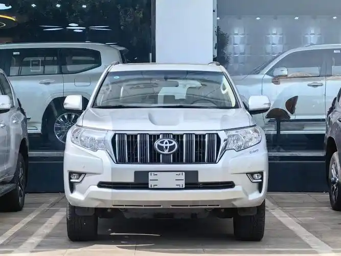 丰田霸道4000 全国落实户不影响