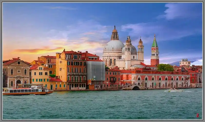 意大利威尼斯:漂浮在碧波上的城市
