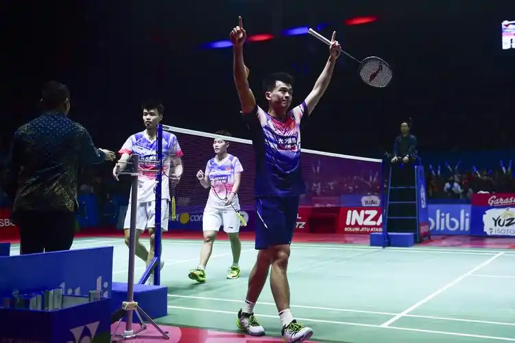 羽毛球印尼公开赛郑思维黄雅琼夺得混双冠军