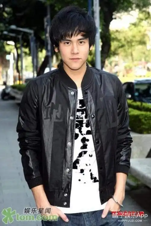 【老照片】彭于晏十年来好像都什么变化,一直都是鲜肉脸