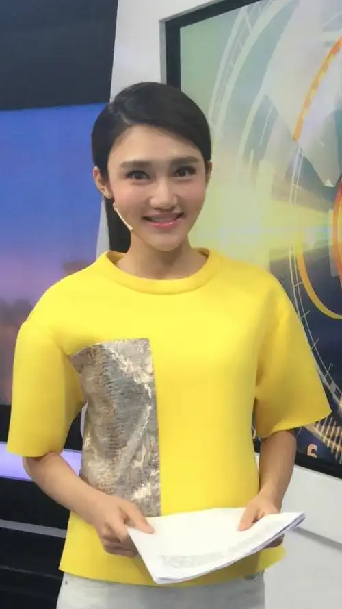 实力备受质疑为何还能被力捧嘴瓢主持人龙洋的故事不简单