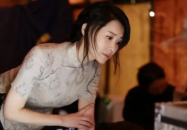 回顾女神许晴:才华与颜值兼备,越老越"迷人",54岁仍单身!