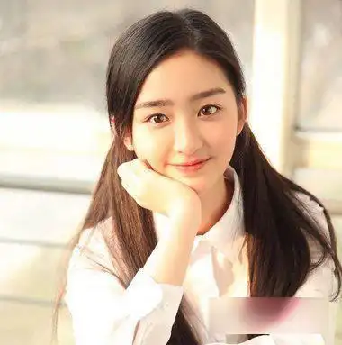 中长发高马尾八字(适合学生的中长发扎发图片!)_达一风水网