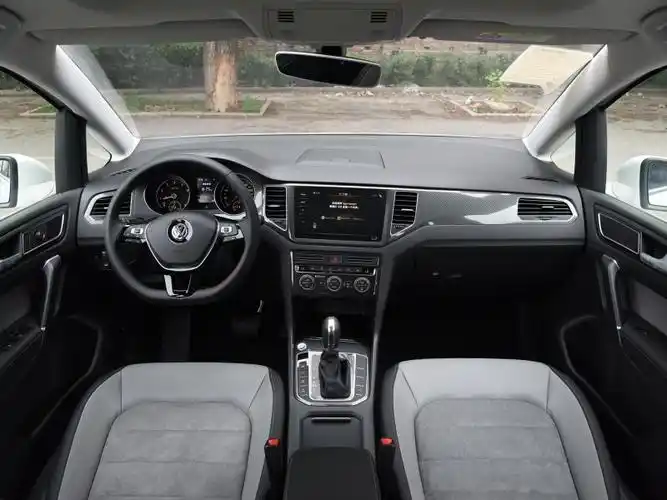 一汽-大众 高尔夫·嘉旅 2020款 280tsi 自动守望型